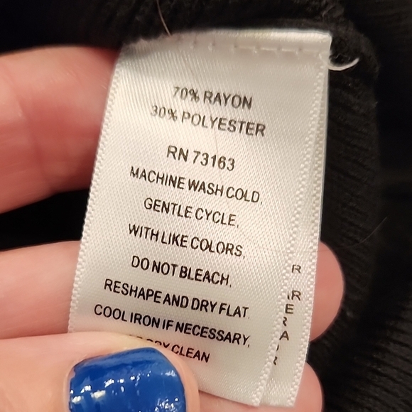 Cable & gauge black scalloped  3/4 Sleeve sweater size XL! - Picture 4 of 6